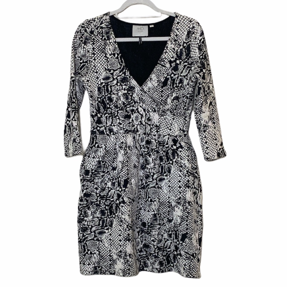 Hd In Paris Python White/ Black Soft Wrap Dress ! - image 3